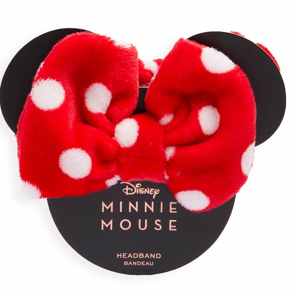 Revolution Accessories - NWT Minnie Mouse Spa Headband